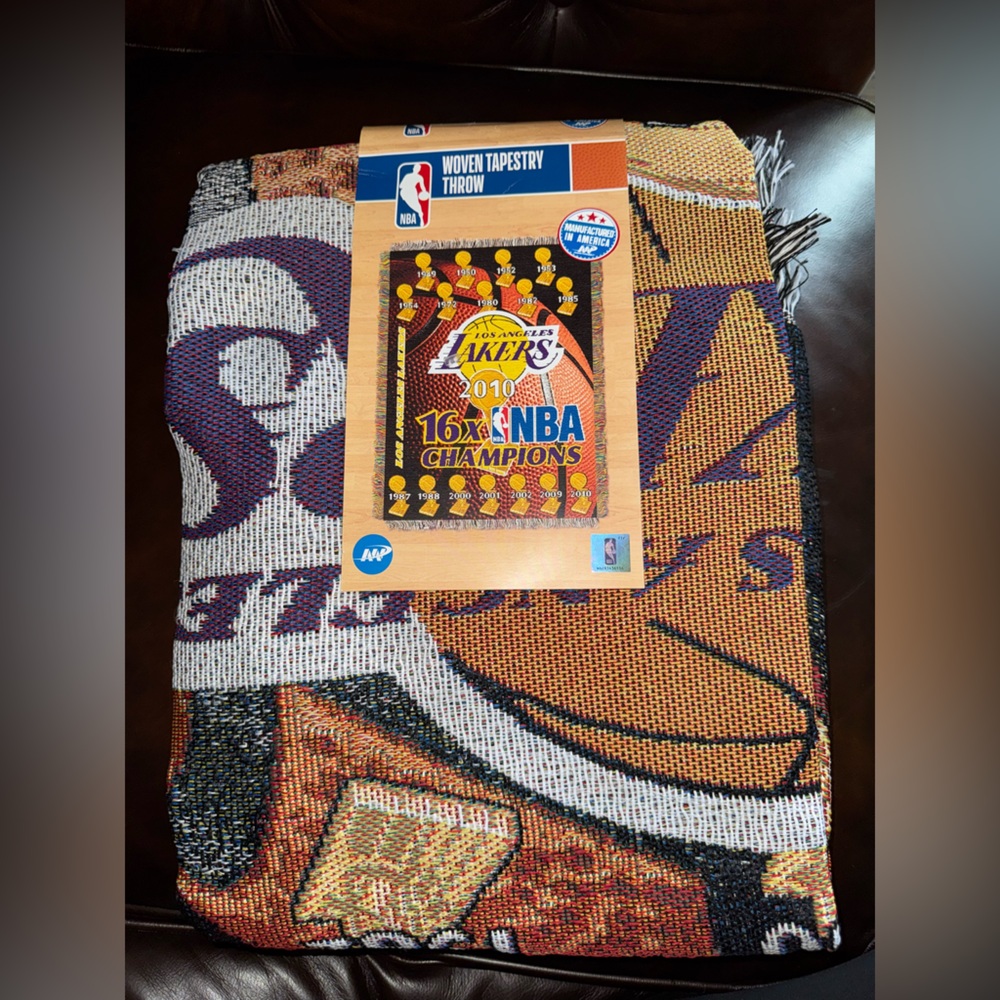 Los Angles Lakers 🏀 Championship Tapestry Blanket